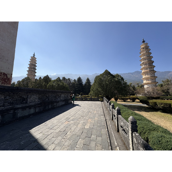 Picture China Dali Three pagodas 2026-01 28 - Center Three pagodas