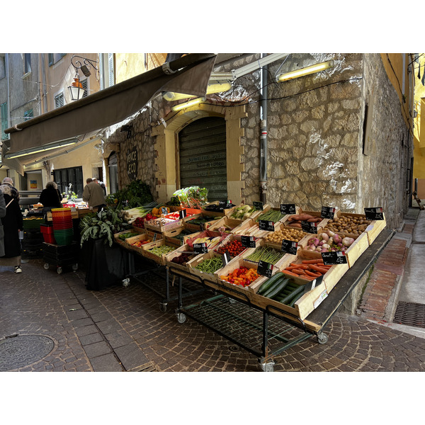 Picture France Vence 2024-04 65 - Journey Vence