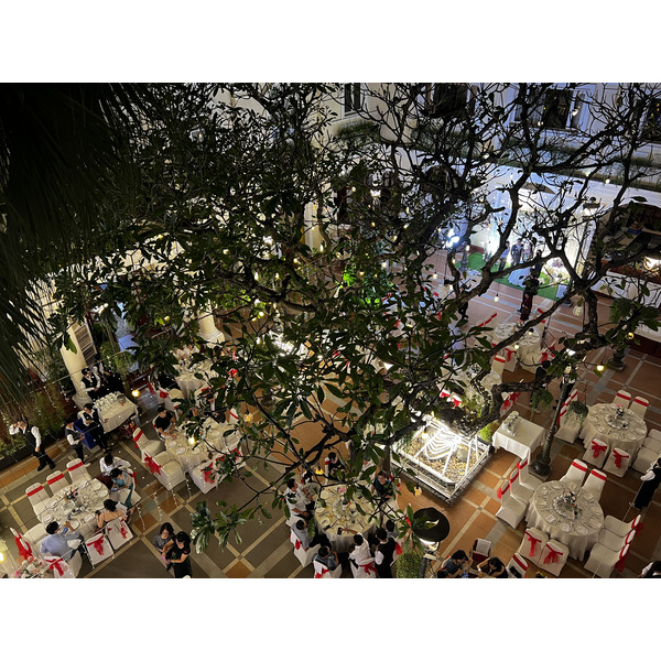 Picture Vietnam Saigon Continental Hotel 2024-01 40 - Journey Continental Hotel