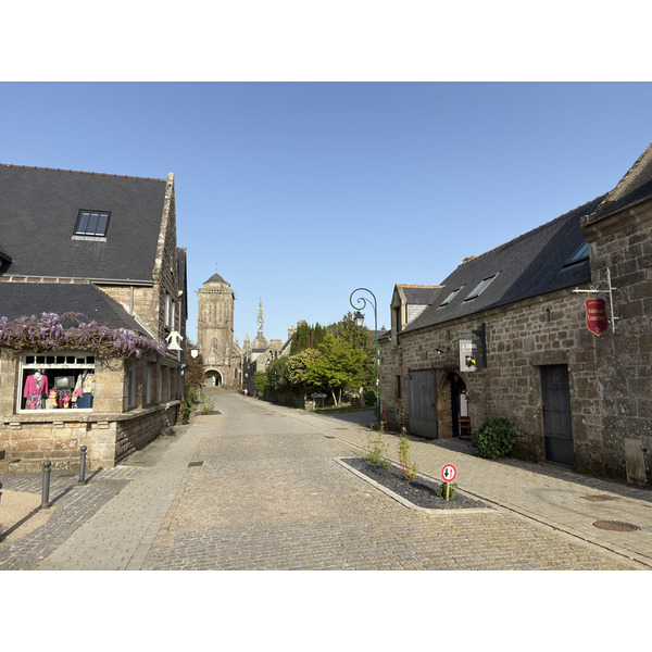 Picture France Locronan 2026-04 3 - Recreation Locronan