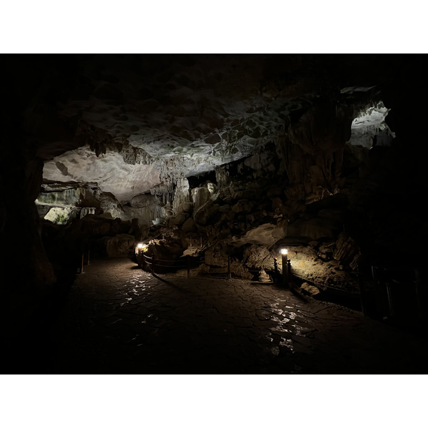 Picture Vietnam Ha Long Bay Sung Sot Cave 2024-01 32 - Tour Sung Sot Cave