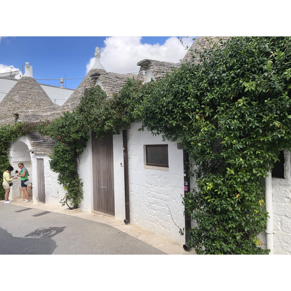 Picture Italy Alberobello 2024-09 75 - Center Alberobello
