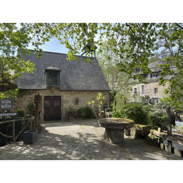 Picture France Pont Aven 2026-04 46 - Tour Pont Aven