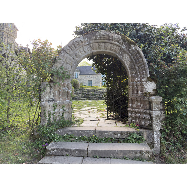 Picture France Rochefort en terre 2026-04 47 - Tours Rochefort en terre