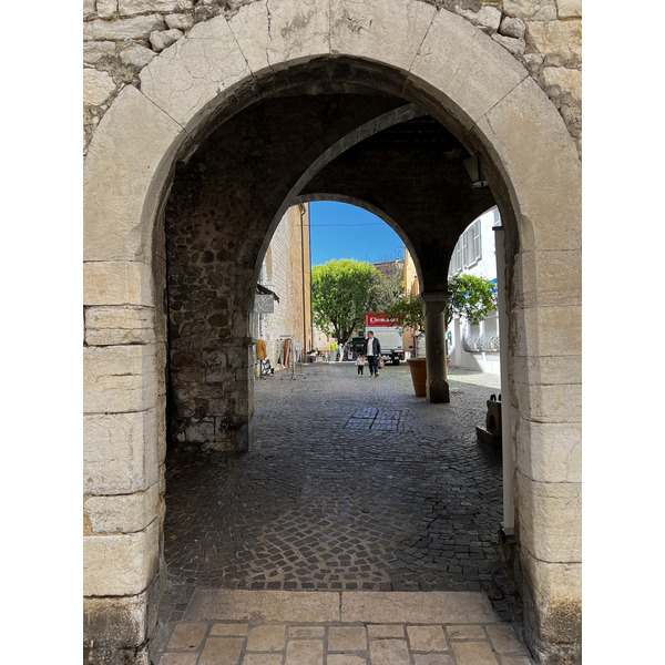 Picture France Vence 2024-04 27 - Journey Vence