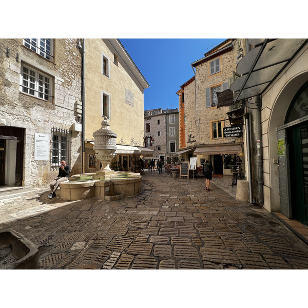 Picture France Vence 2024-04 2 - Tour Vence