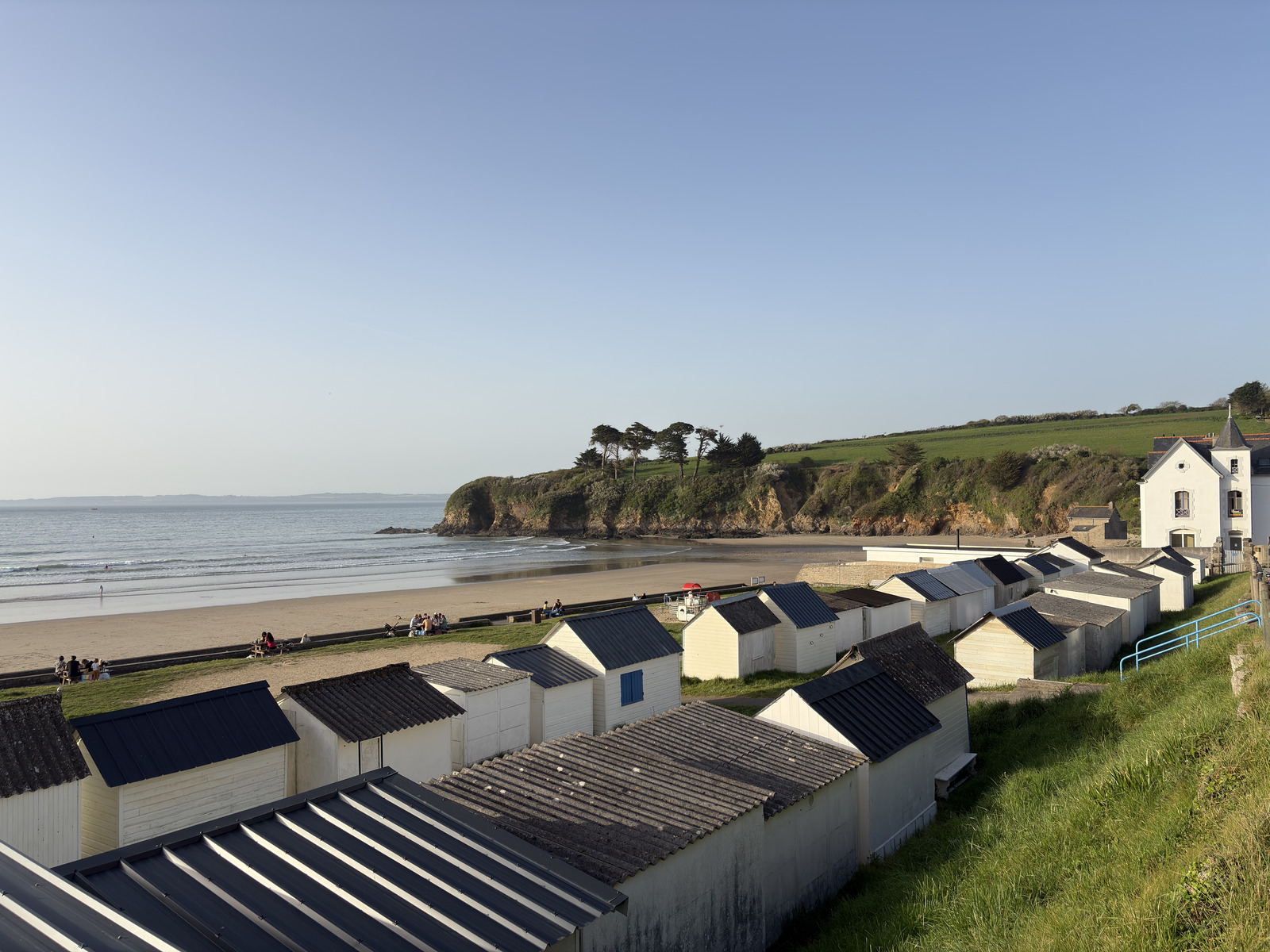 Picture France Douarnenez 2026-04 6 - Shopping Mall Douarnenez