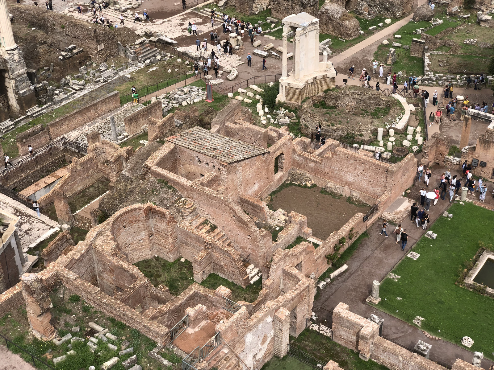 Picture Italy Rome Roman Forum 2024-09 179 - Visit Roman Forum