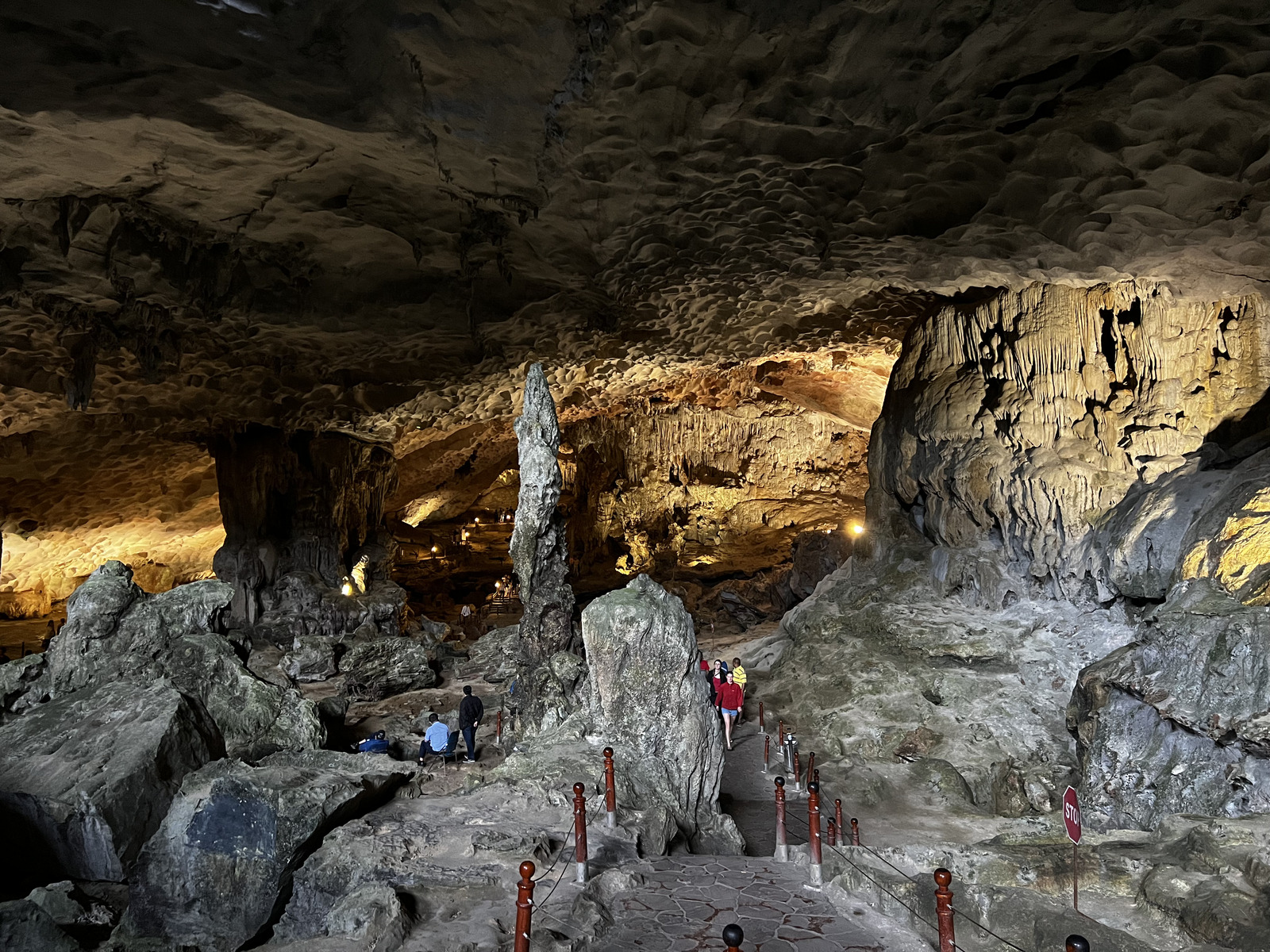 Picture Vietnam Ha Long Bay Sung Sot Cave 2024-01 20 - Road Map Sung Sot Cave