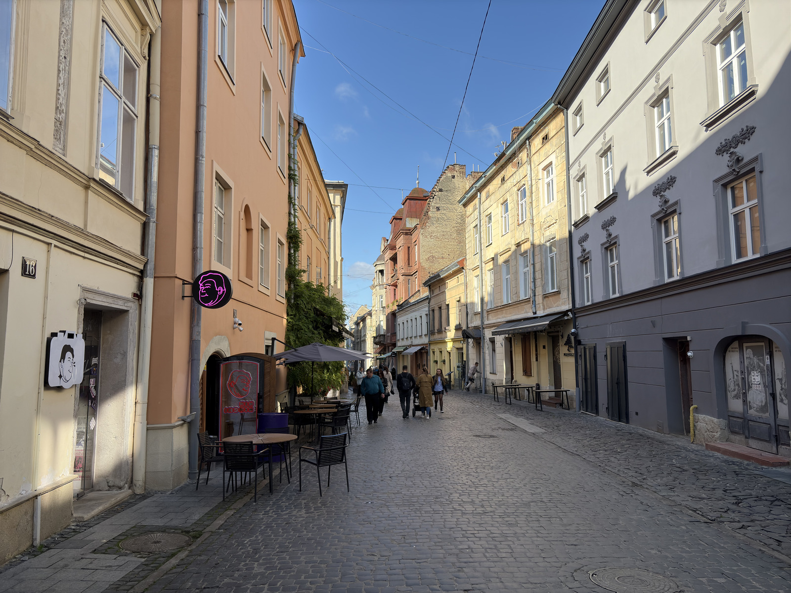 Picture Ukraine Lviv 2024-10 97 - Shopping Mall Lviv