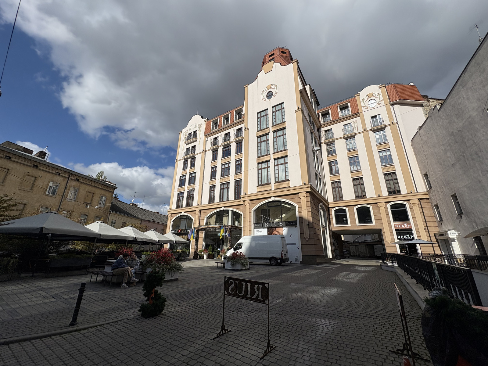 Picture Ukraine Lviv Ruis Hotel 2024-10 6 - Photographers Ruis Hotel