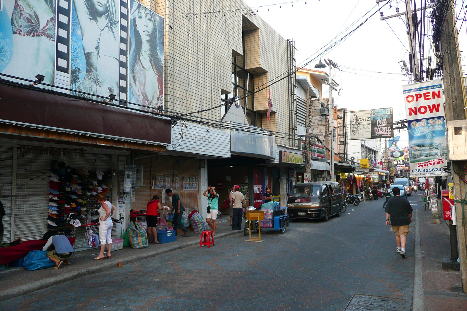 Picture Thailand Pattaya Walking Street 2008-01 63 - Views Walking Street