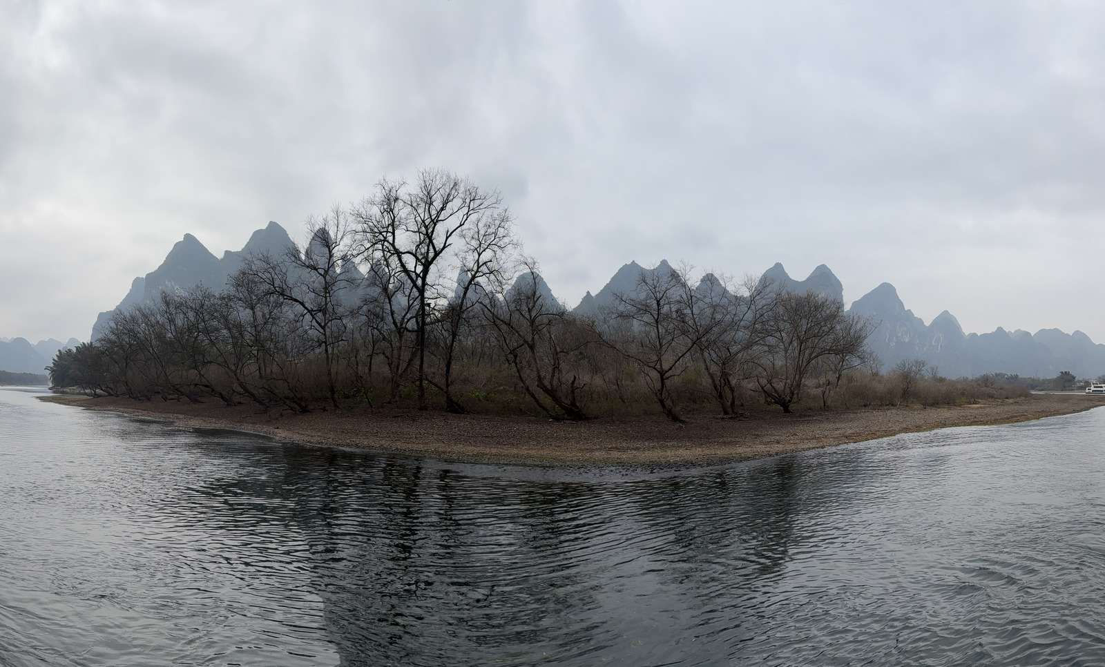 Picture China Guilin to Yangshuo cruise 2026-01 101 - Photographer Guilin to Yangshuo cruise