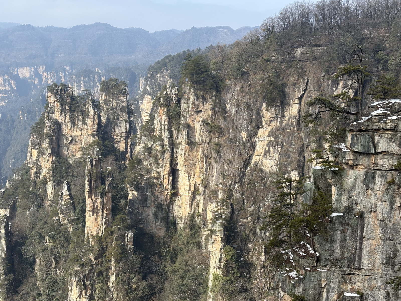 Picture China Zhangjiajie Tianzi Mountrain 2026-01 15 - Photo Tianzi Mountrain