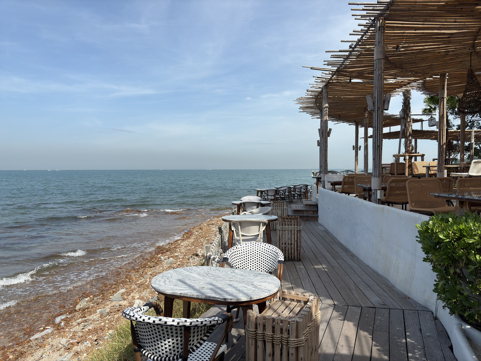 Picture Thailand Pattaya Oxygen Restaurant 2024-12 57 - Road Map Oxygen Restaurant