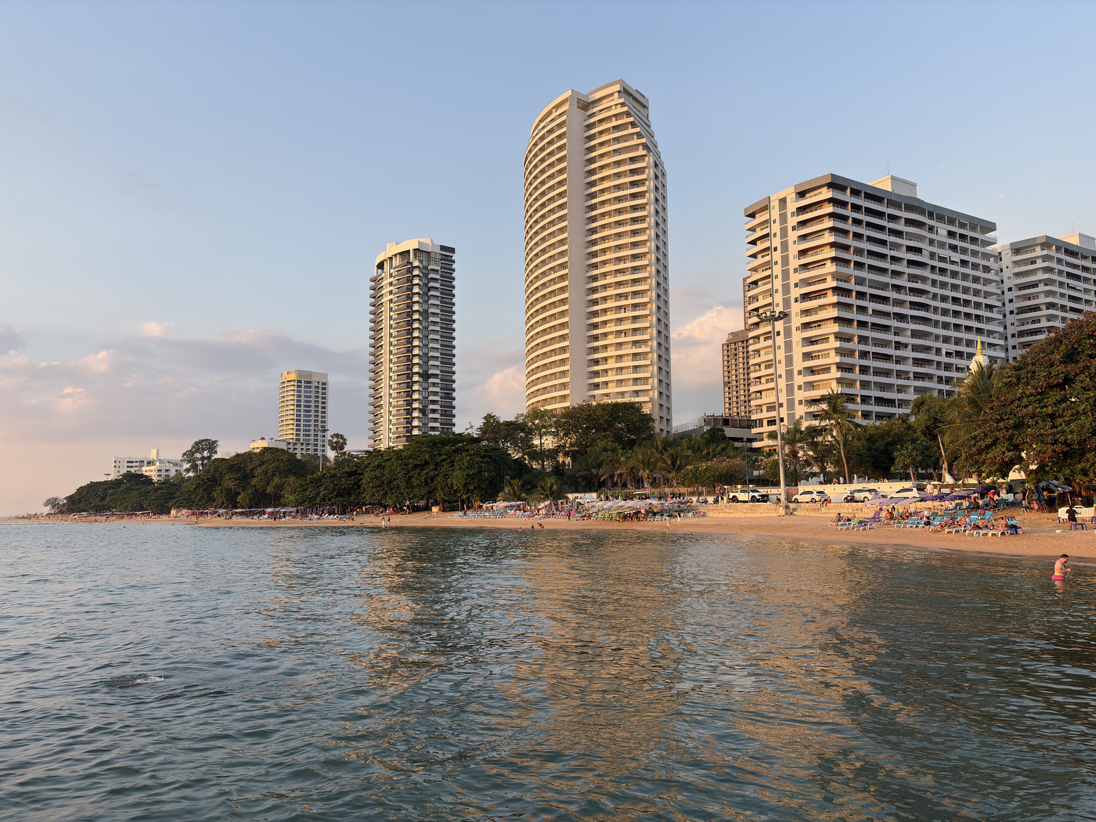Picture Thailand Pattaya Dongtan beach 2025-12 39 - Sight Dongtan beach