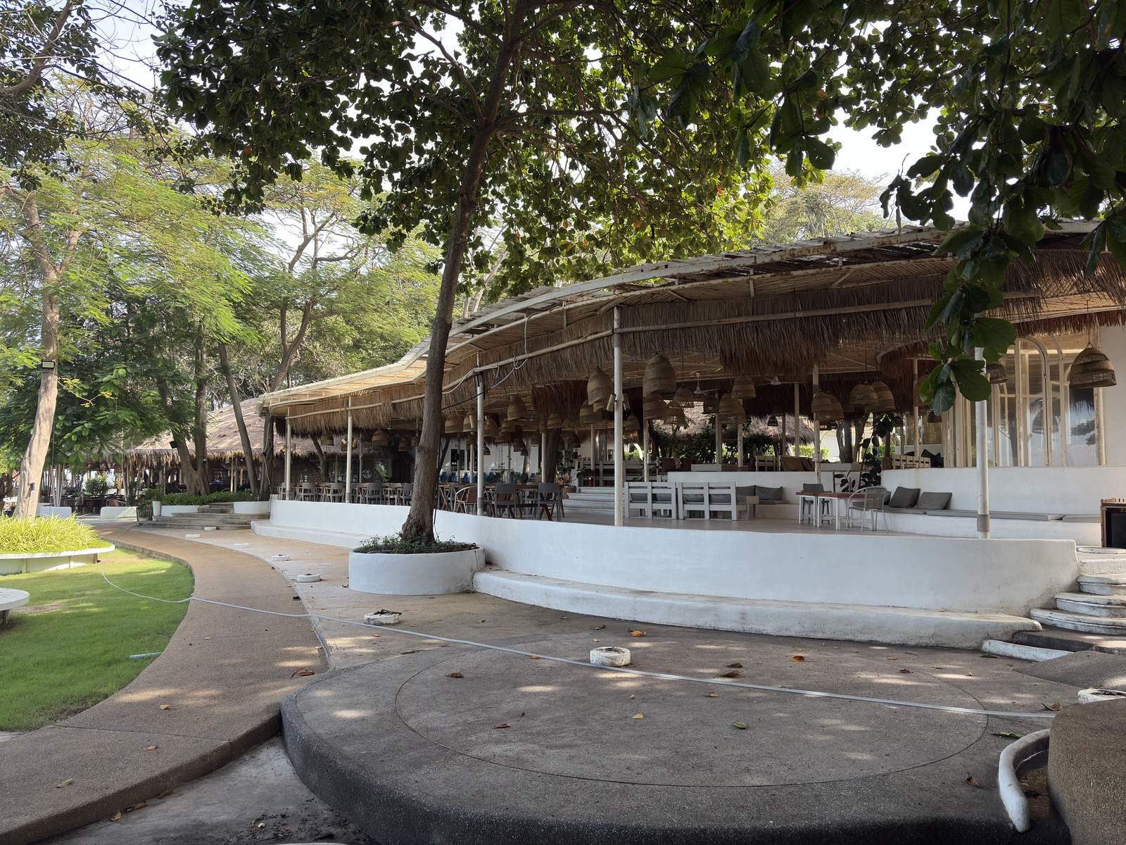 Picture Thailand Pattaya Oxygen Restaurant 2024-12 11 - Trail Oxygen Restaurant