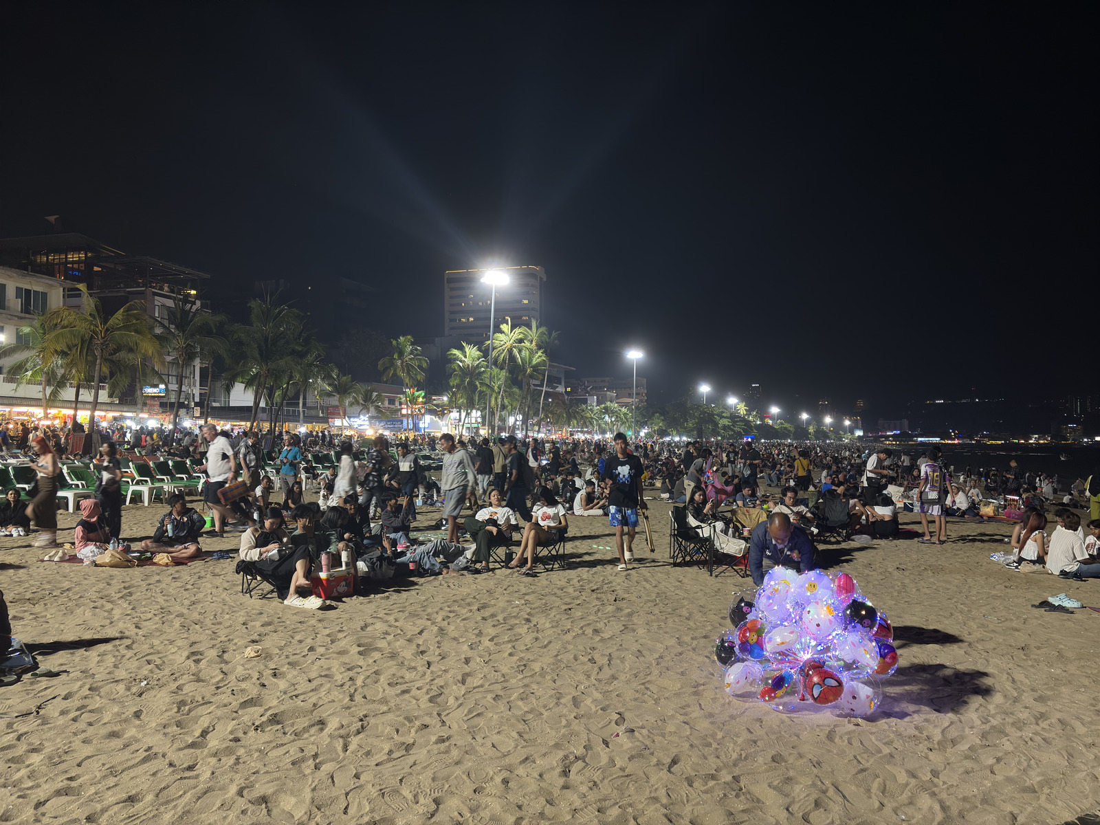 Picture Thailand Pattaya Fireworks 2024-12 43 - Photographer Fireworks