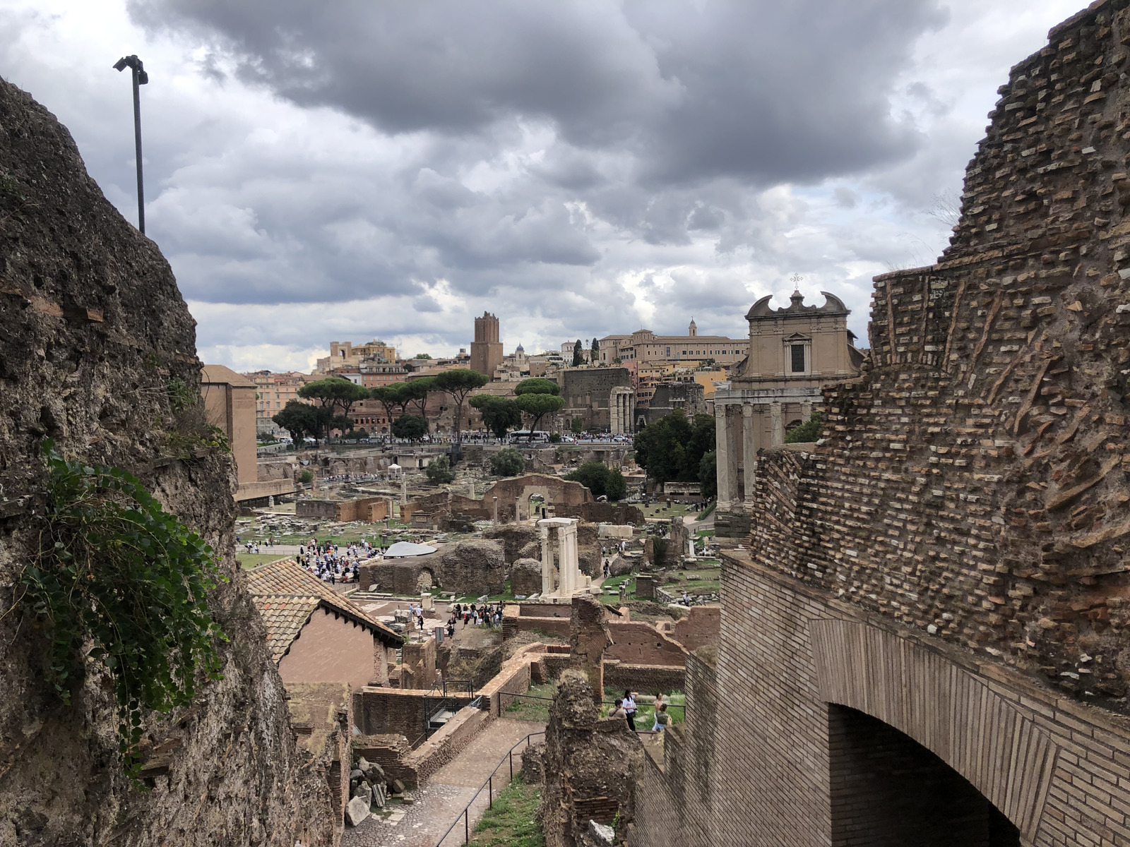 Picture Italy Rome Roman Forum 2024-09 136 - Perspective Roman Forum