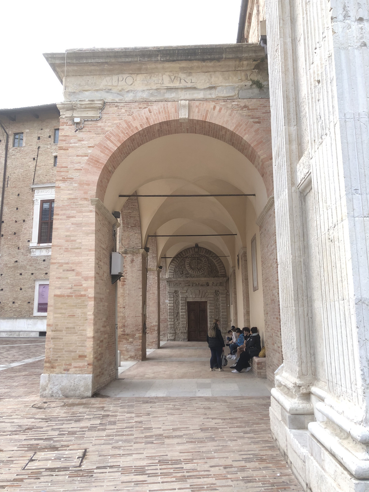 Picture Italy Urbino 2024-09 47 - Road Urbino