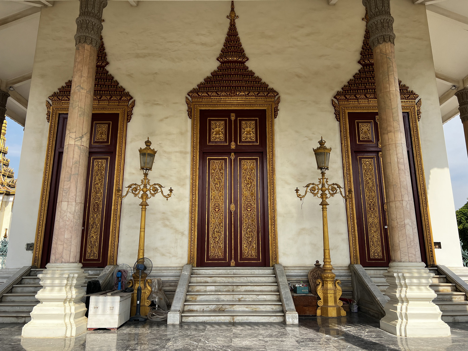 Picture Cambodia Phnom Penh Royal Palace 2024-01 33 - Views Royal Palace