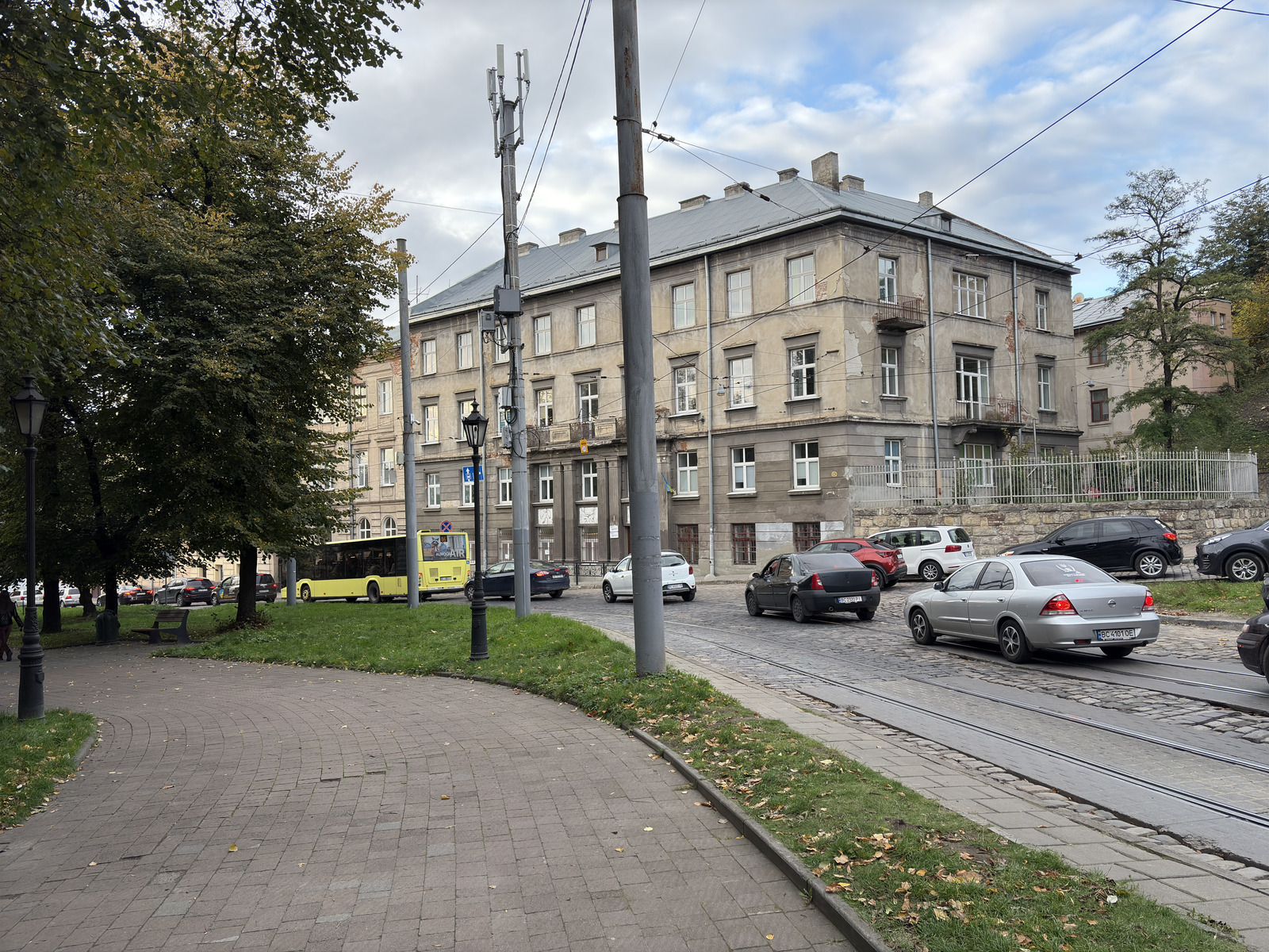 Picture Ukraine Lviv 2024-10 52 - Road Lviv