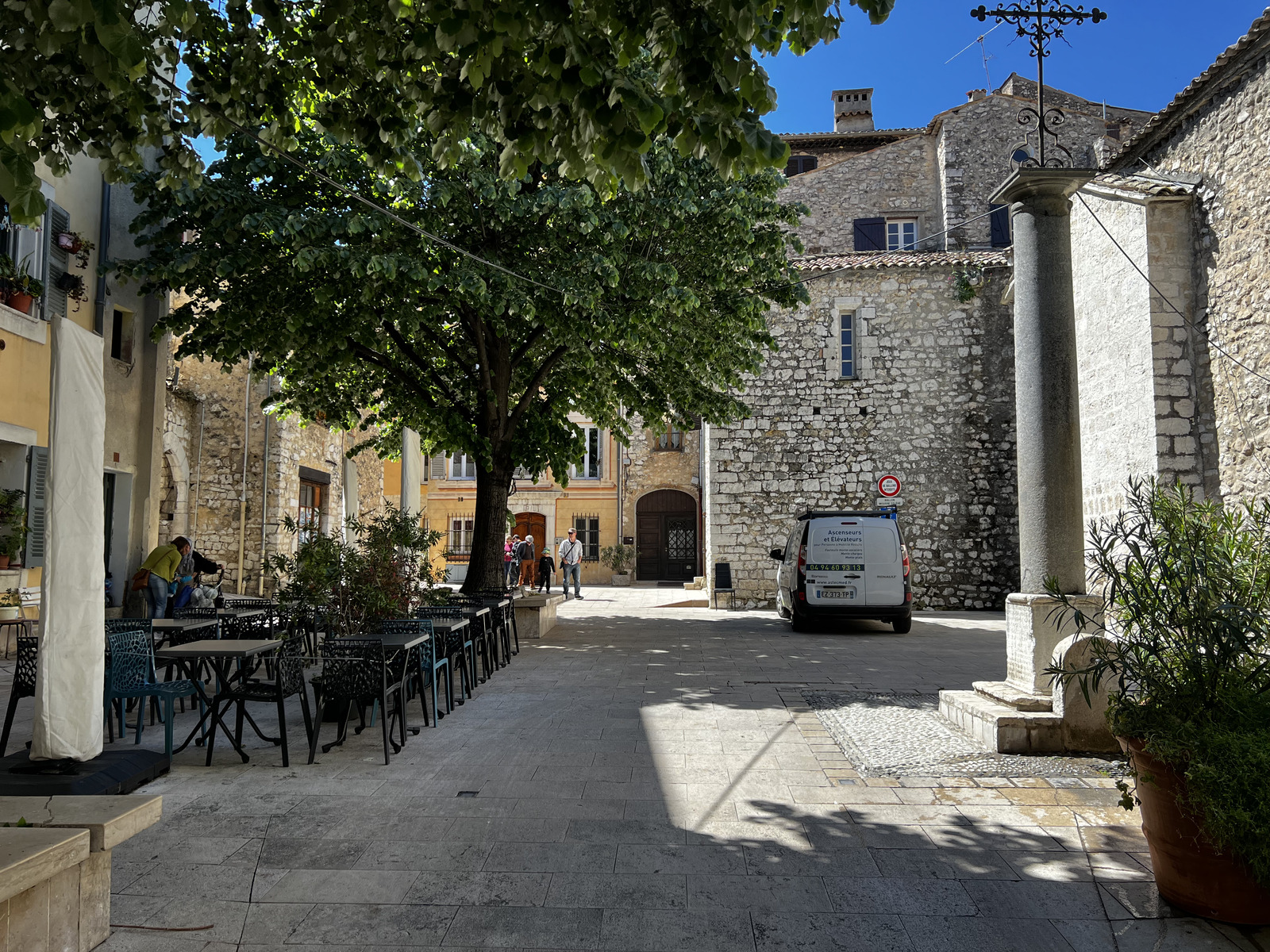 Picture France Vence 2024-04 11 - Sight Vence