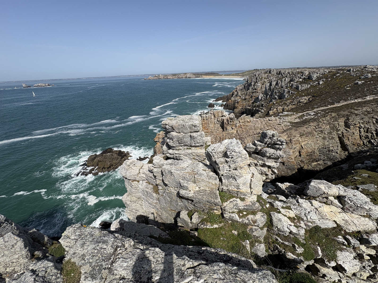 Picture France Crozon Pen Hir 2026-04 85 - View Pen Hir