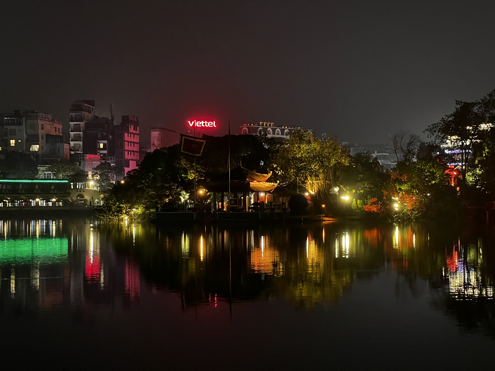 Picture Vietnam Hanoi Hoan Kiem Lake 2024-01 8 - Trips Hoan Kiem Lake