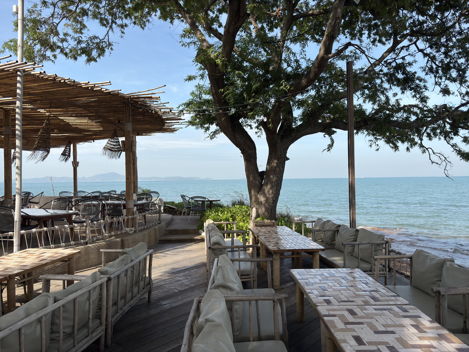 Picture Thailand Pattaya Oxygen Restaurant 2024-12 20 - Picture Oxygen Restaurant