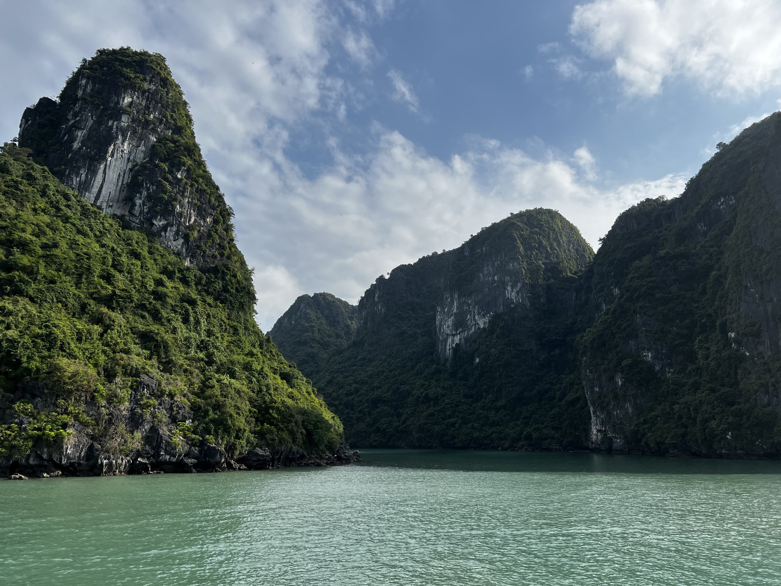 Picture Vietnam Ha Long Bay 2024-01 174 - Car Rental Ha Long Bay