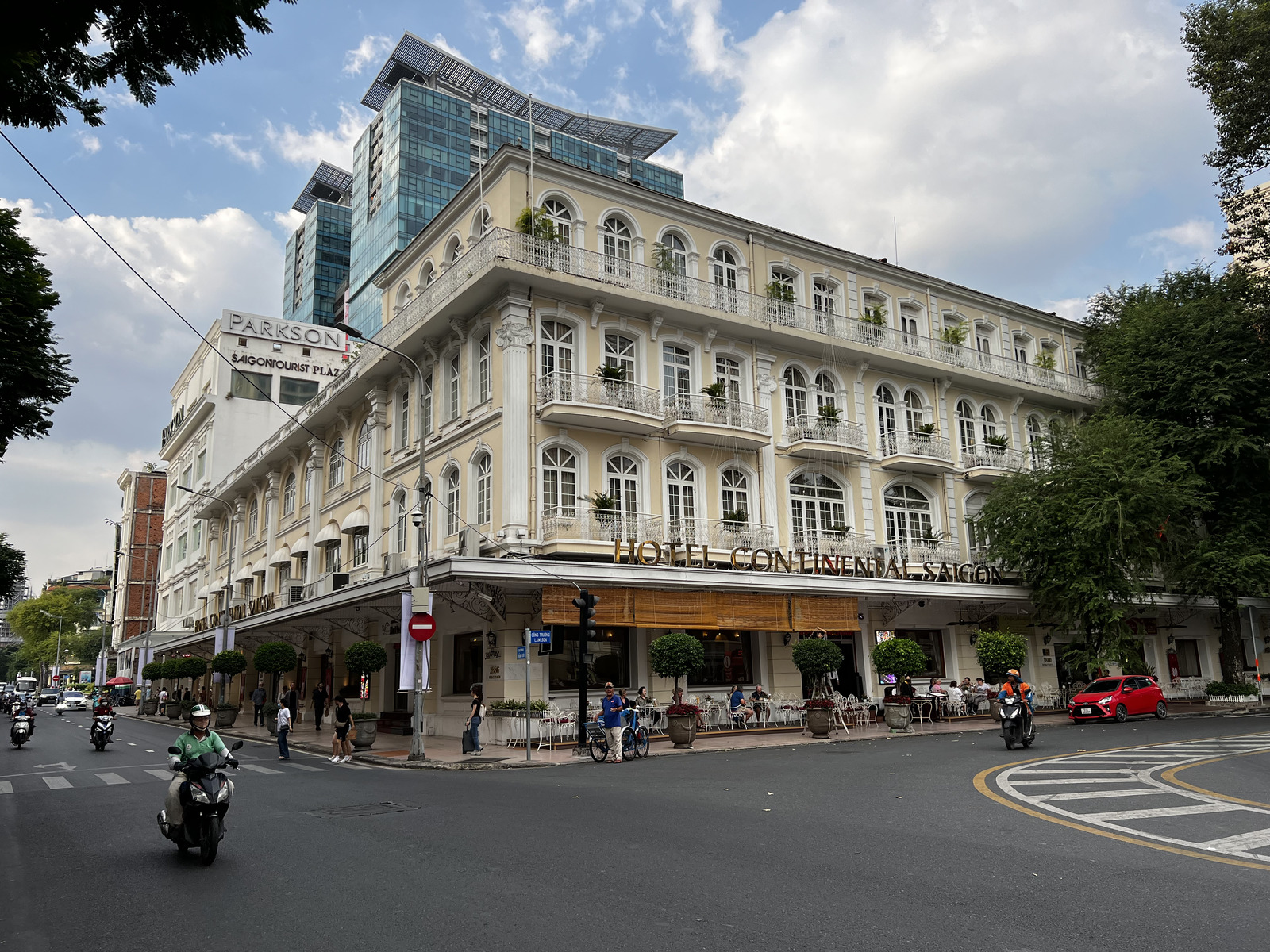 Picture Vietnam Saigon Continental Hotel 2024-01 22 - Views Continental Hotel