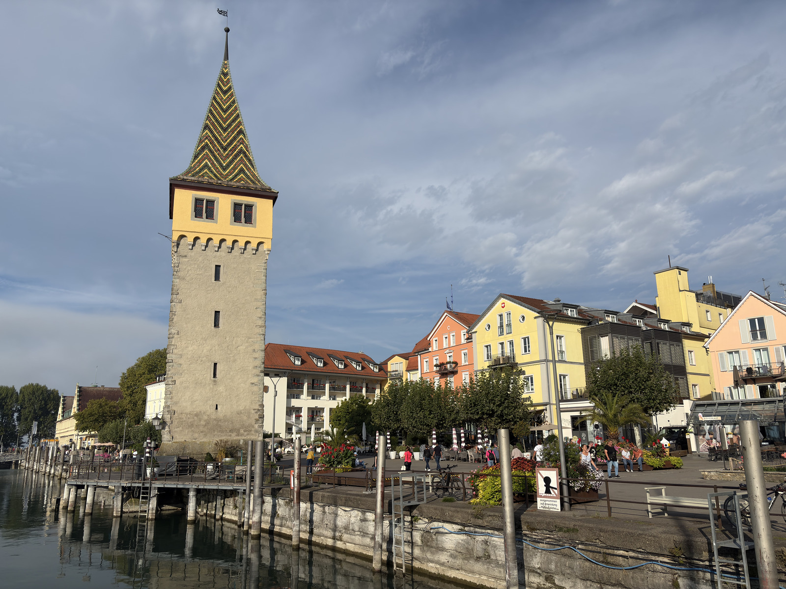Picture Germany Lindau 2025-09 42 - Flights Lindau
