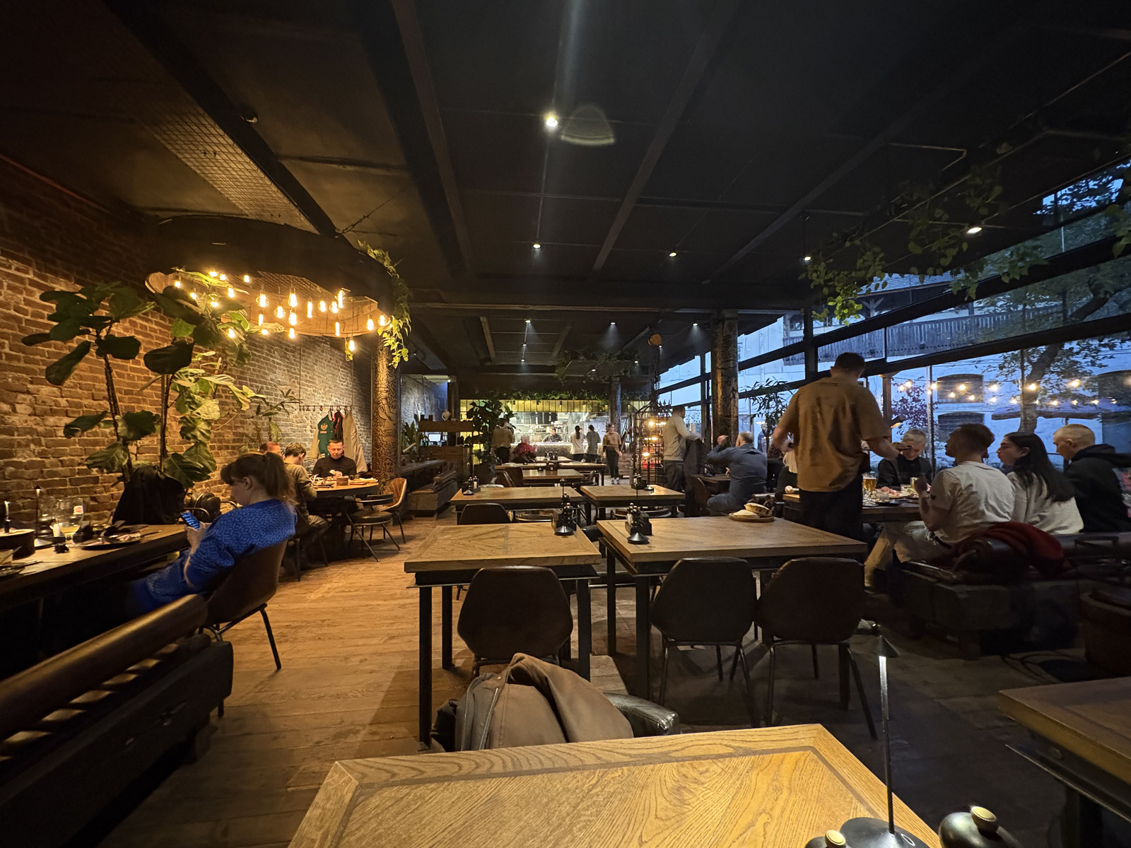 Picture Ukraine Lviv Restaurants 2024-10 27 - View Restaurants