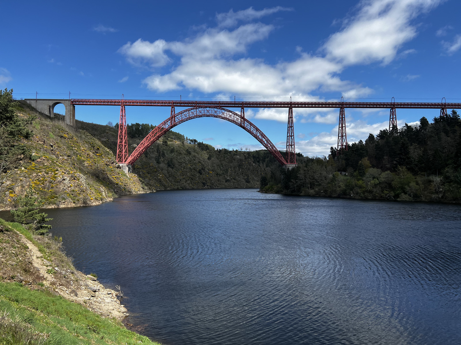 Picture France Viaduc de Garabit 2024-04 10 - Randonee Viaduc de Garabit