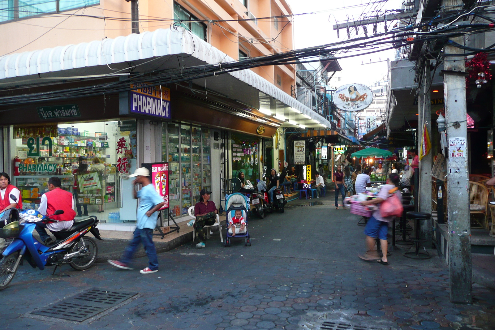 Picture Thailand Pattaya Walking Street 2008-01 82 - Sight Walking Street