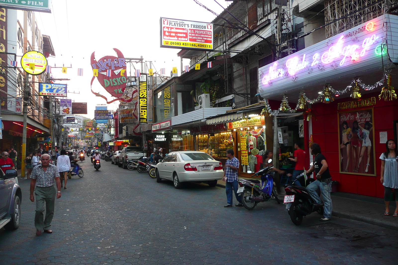 Picture Thailand Pattaya Walking Street 2008-01 72 - Trail Walking Street