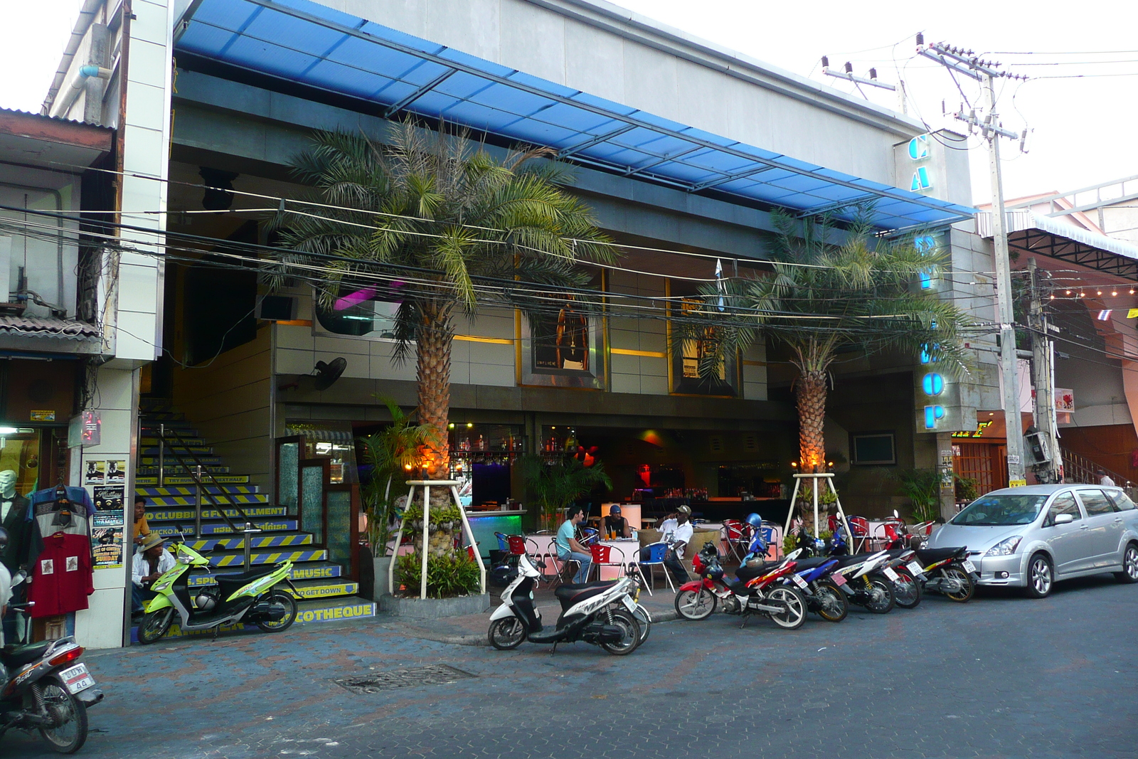 Picture Thailand Pattaya Walking Street 2008-01 74 - Car Rental Walking Street