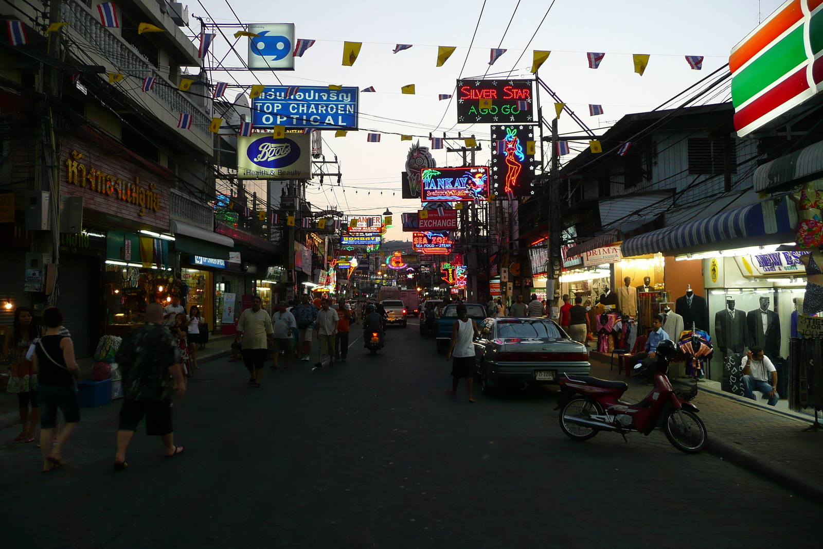 Picture Thailand Pattaya Walking Street 2008-01 6 - Road Walking Street