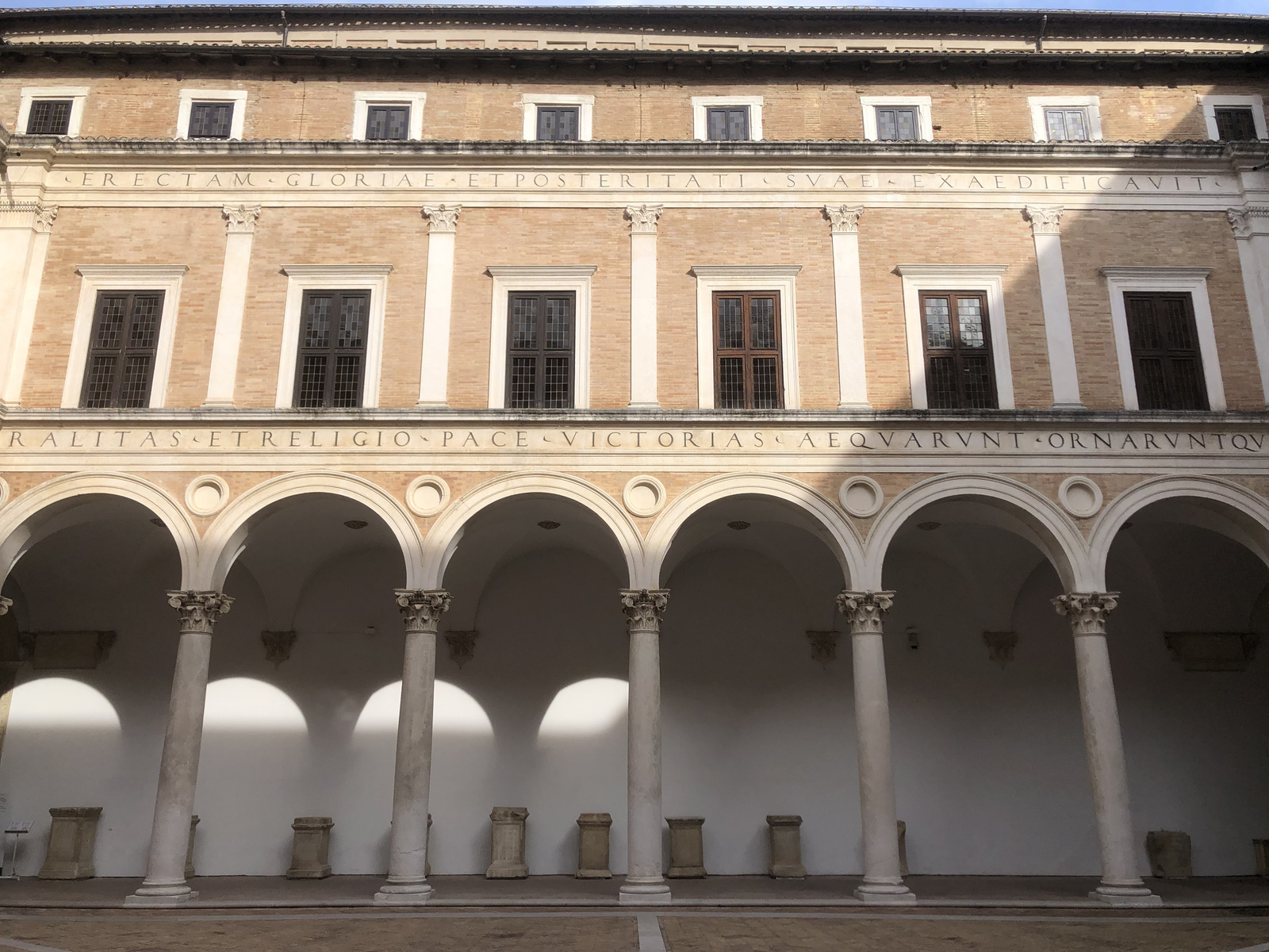 Picture Italy Urbino 2024-09 445 - Photographer Urbino