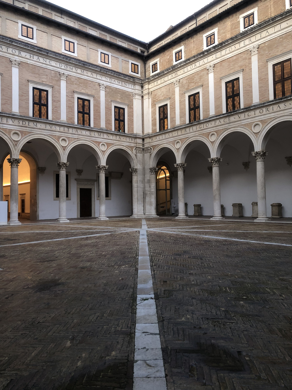 Picture Italy Urbino 2024-09 278 - Trail Urbino