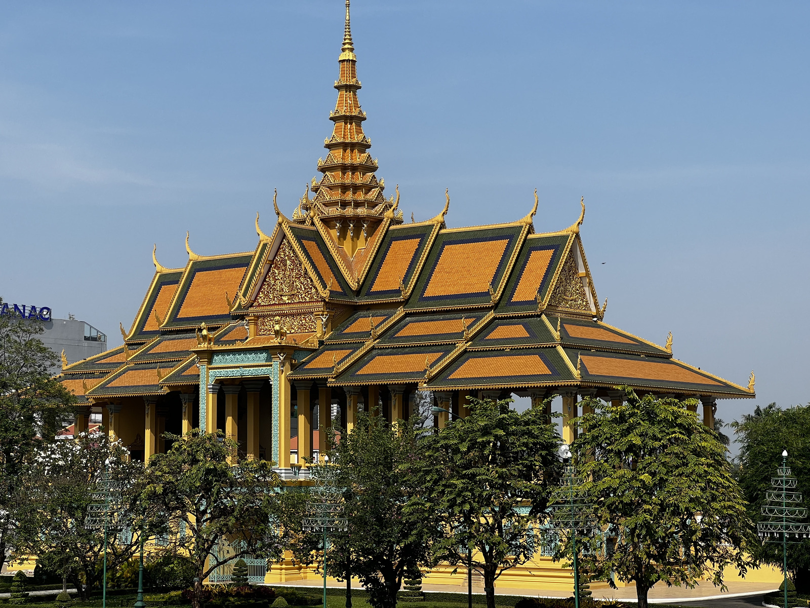 Picture Cambodia Phnom Penh Royal Palace 2024-01 71 - Car Rental Royal Palace
