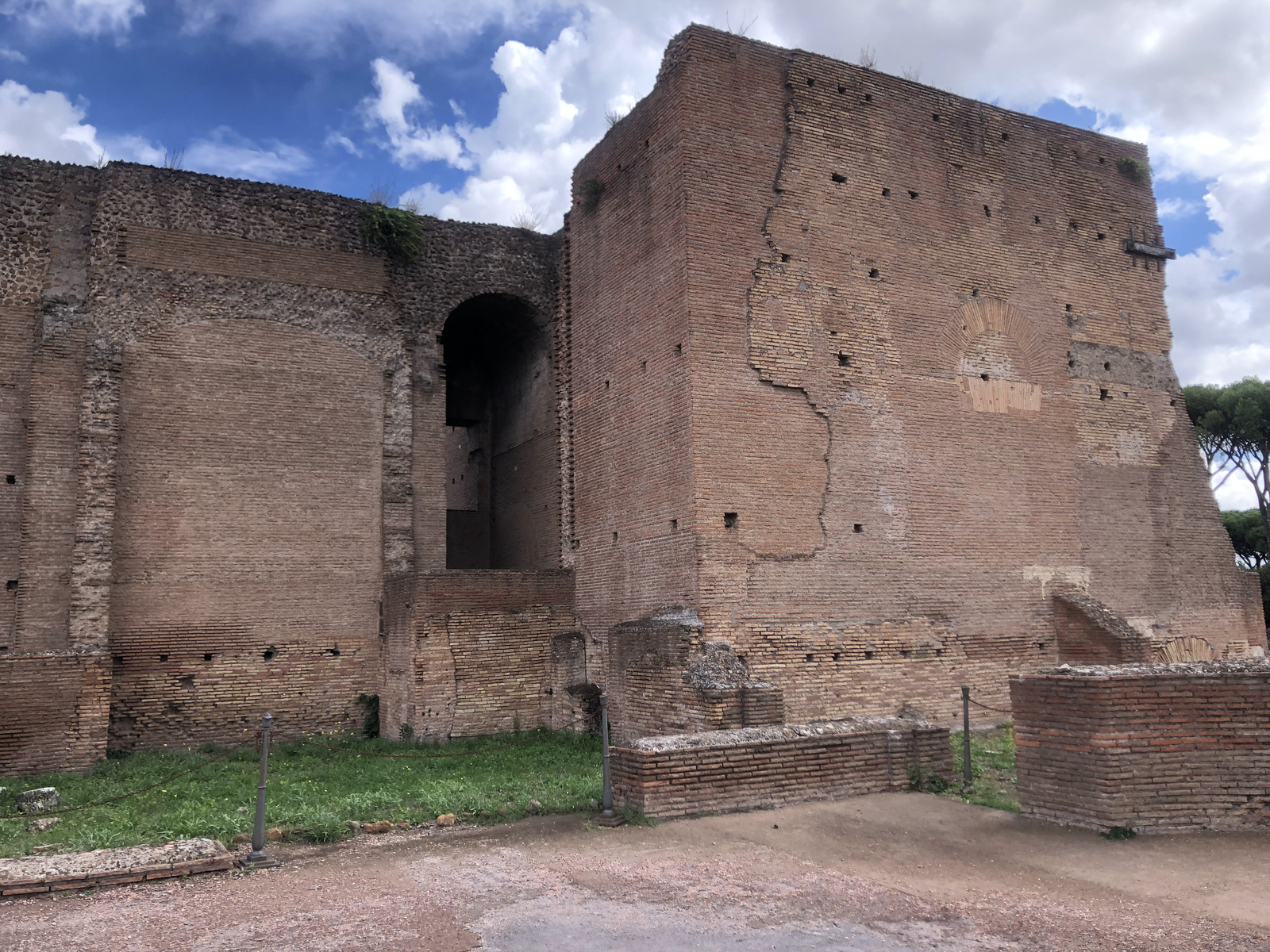 Picture Italy Rome Roman Forum 2024-09 132 - Road Map Roman Forum