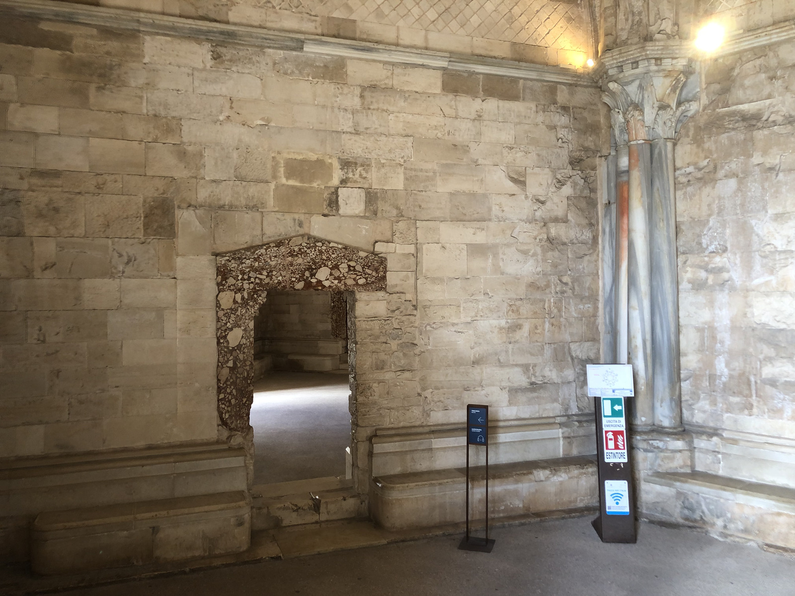 Picture Italy Castel del monte 2024-09 11 - Travel Castel del monte