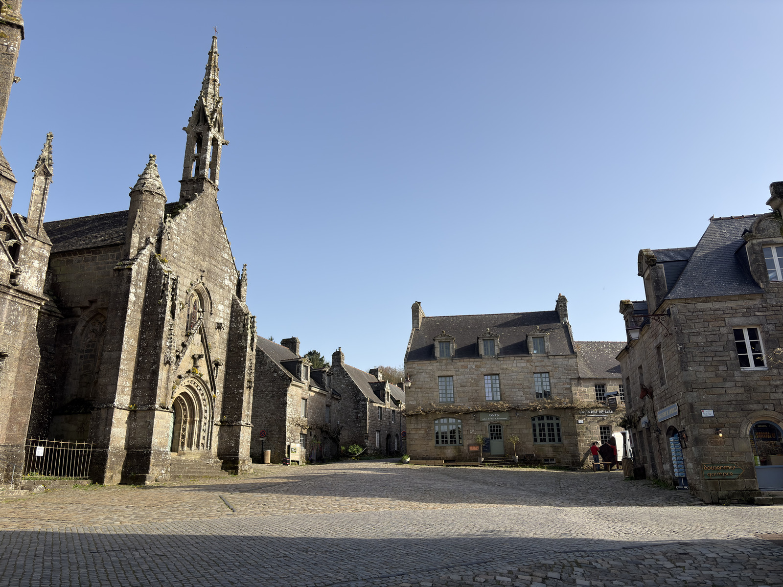 Picture France Locronan 2026-04 38 - Sight Locronan