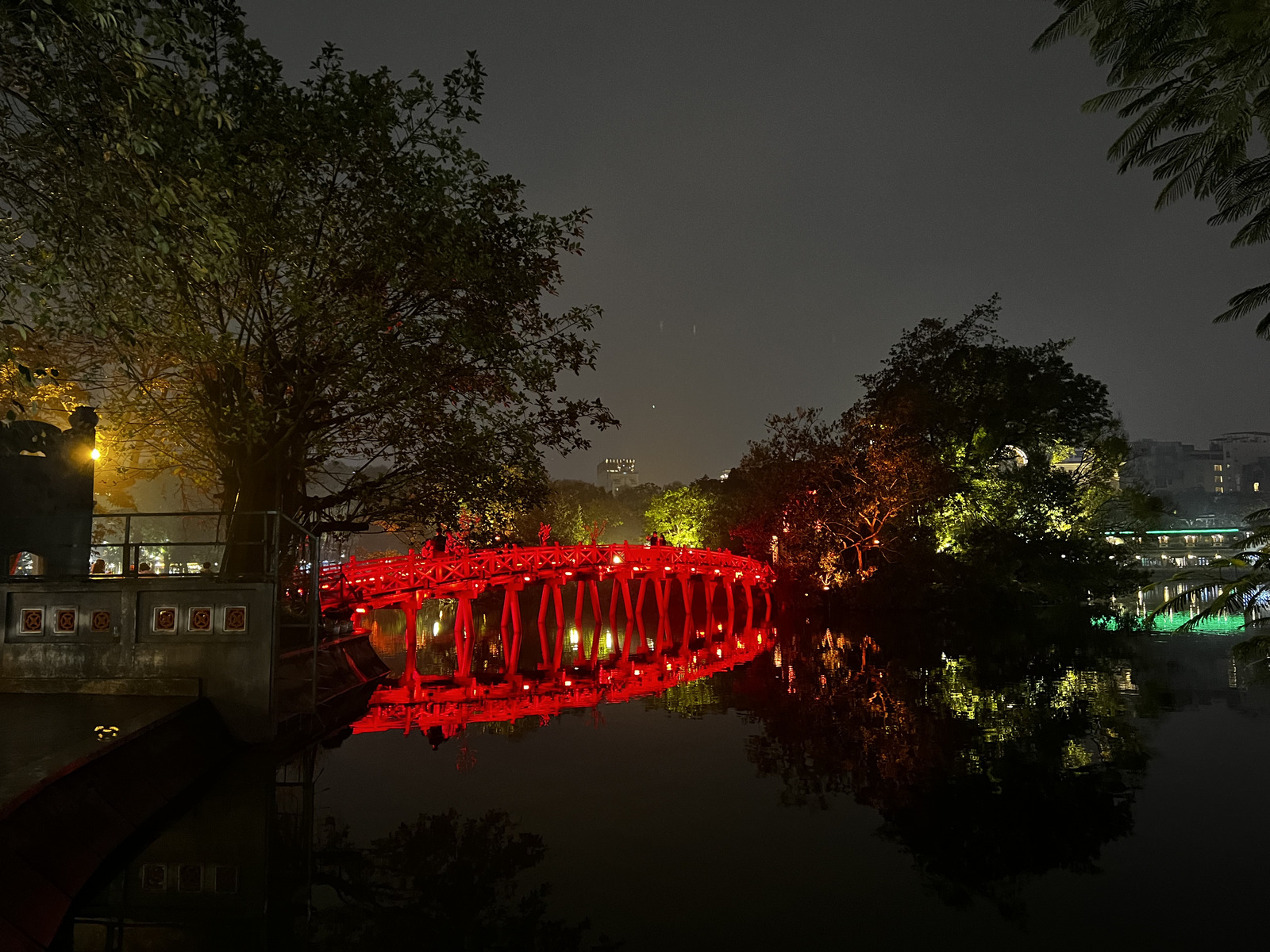 Picture Vietnam Hanoi Hoan Kiem Lake 2024-01 35 - Journey Hoan Kiem Lake