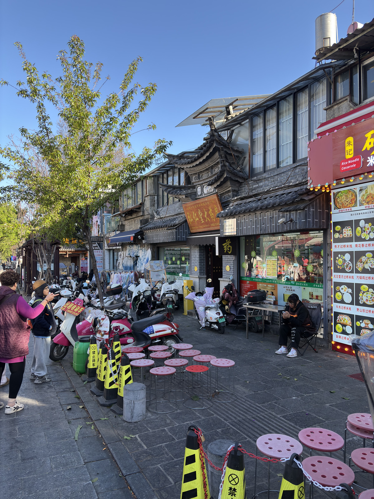Picture China Dali 2026-01 288 - Shopping Mall Dali