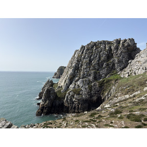 Picture France Crozon Pen Hir 2026-04 42 - Perspective Pen Hir
