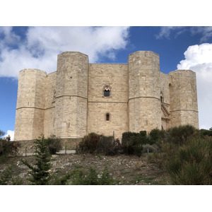 Picture Italy Castel del monte 2024-09 54 - Store Castel del monte
