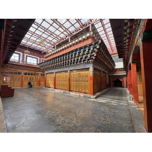 Picture China Shangri La 2026-01 68 - Tourist Shangri La